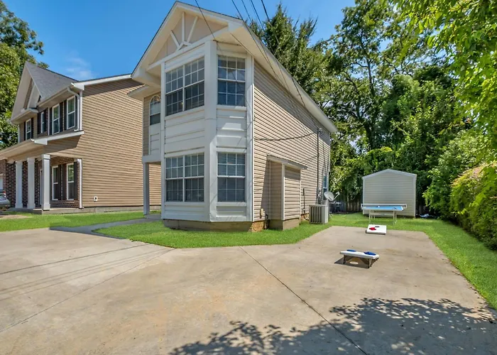 Holiday home Lakefront 3bd - Ping Pong, Movie Nights - Near Fsu Tallahassee